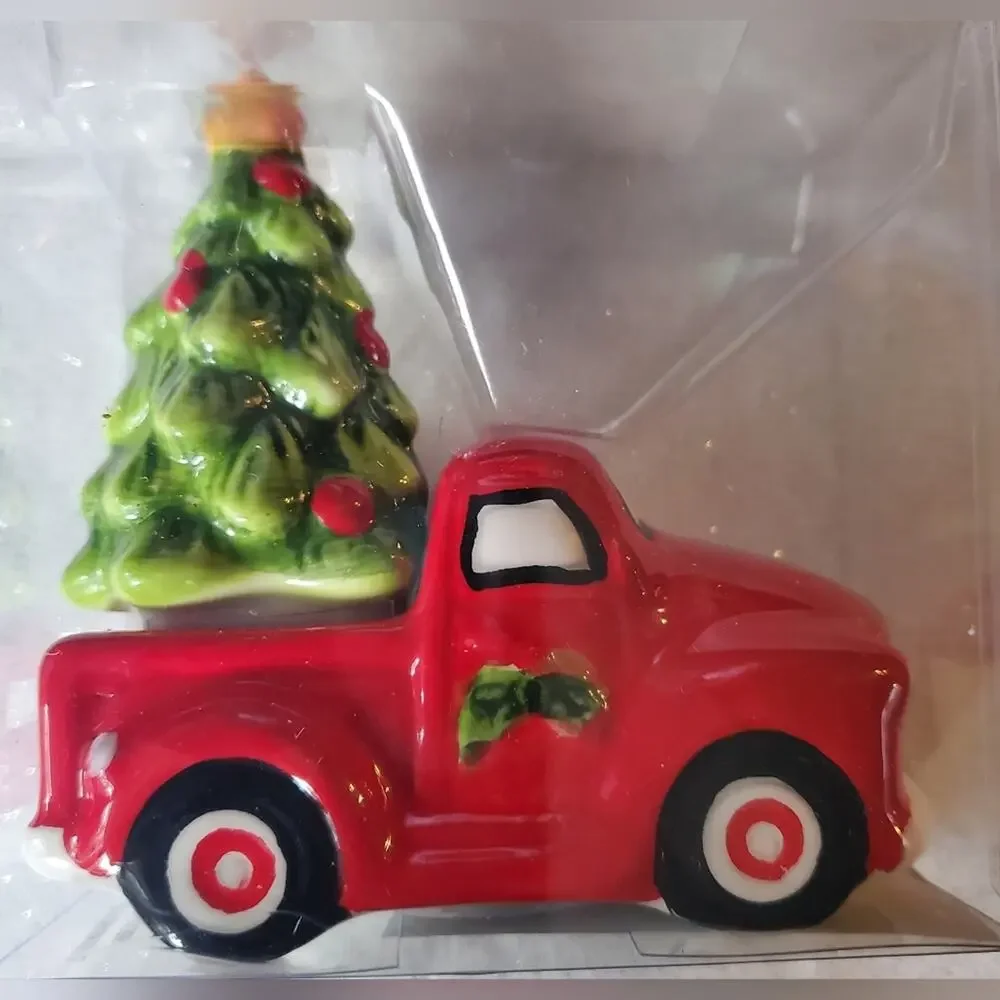 Robert Stanley Vintage Pick up Christmas Tree Salt and Pepper Shakers / Holiday